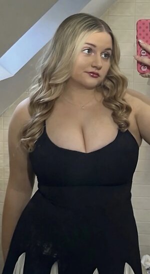 Chloe O Nude Leaked Photo #15