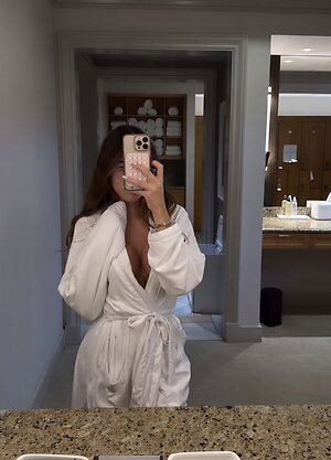 Chloe Parker leaked photo #250