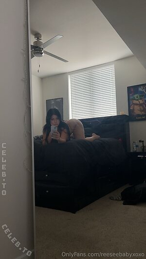 Chloe / Reeseesbayxoxo Nude Leaked Photo #4