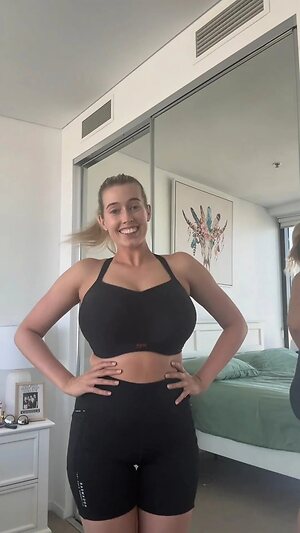 Chloe leaked photo #111