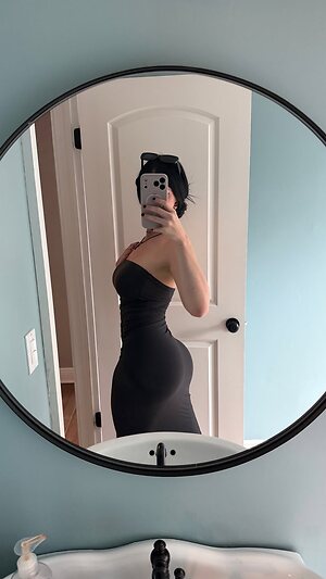 Chloerhawkinss Nude Leaked Photo #59