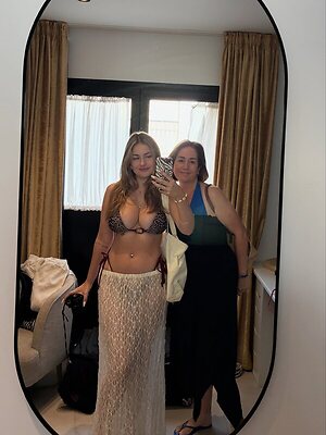 Chloe.Spiller leaked photo #4