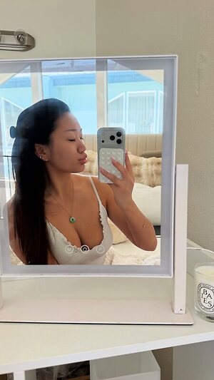 Chloewaang leaked photo #7