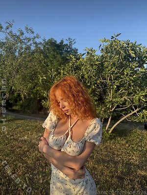 Chloeziva Nude Leaked Photo #44