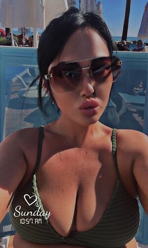Chloxxoe leaked photo #3