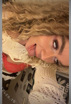 Ch_Nyra photo