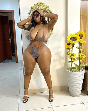 Chocolate wild Nude Leaked Photo #3
