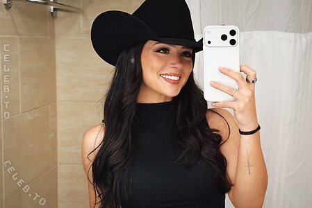 Chrissy Costansa Nude Leaked Photo #2