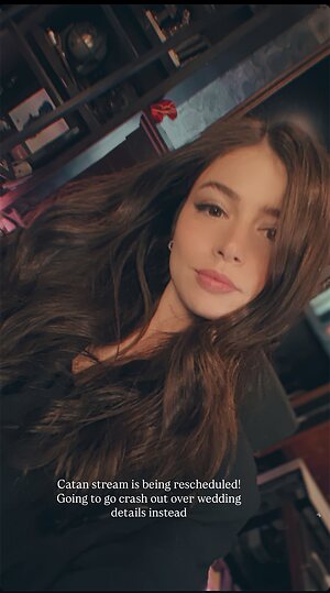 Chrissy Costanza