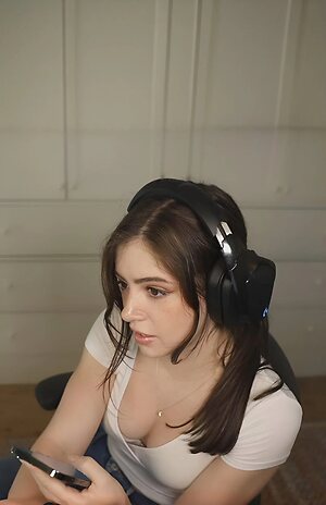 Chrissy Costanza leaked photo #63