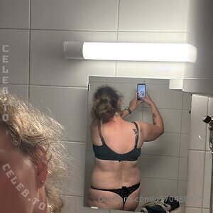 Chrissy Nude Leaked Photo #7