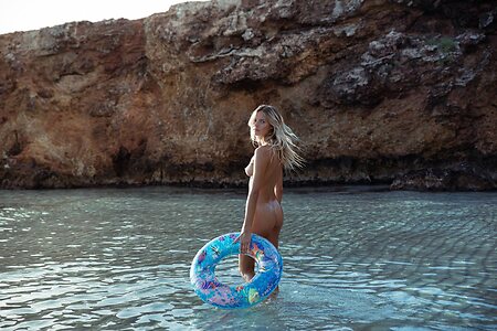 Christa Lockyer leaked photo #19