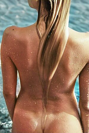 Christa Lockyer leaked photo #23