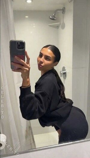 Christabella Nude Leaked Photo #7