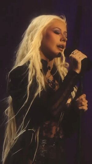 Christina Aguilera leaked photo #114