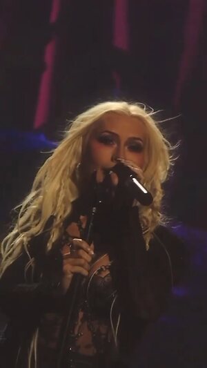 Christina Aguilera leaked photo #115