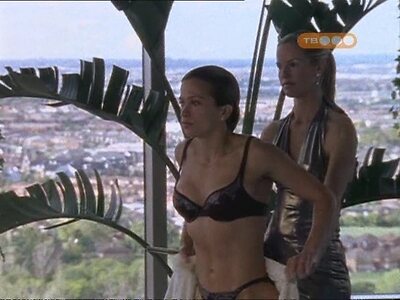 Christina Cox leaked photo #39