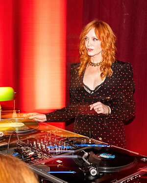Christina Hendricks leaked photo #24