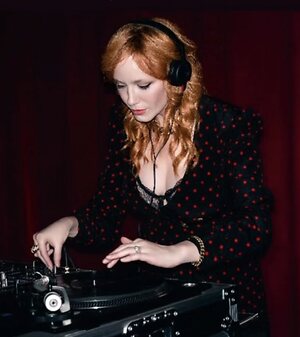 Christina Hendricks leaked photo #30