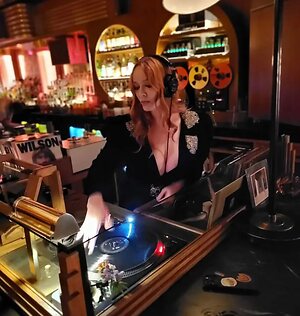 Christina Hendricks leaked photo #55