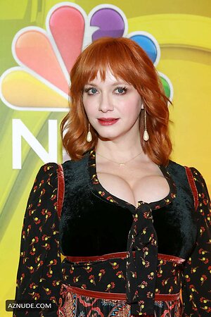 Christina Hendricks leaked photo #108