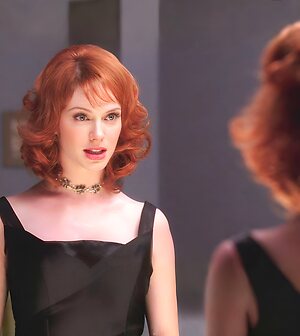 Christina Hendricks leaked photo #228