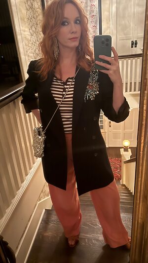 Christina Hendricks leaked photo #273