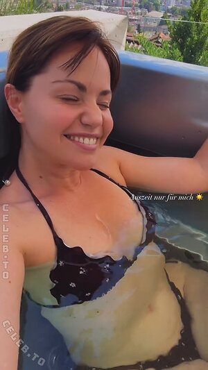 Christina Hänni photo