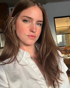 Christina Kartchner leaked photo #19