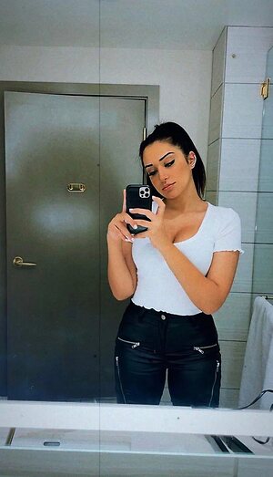 Christina Roki leaked photo #43