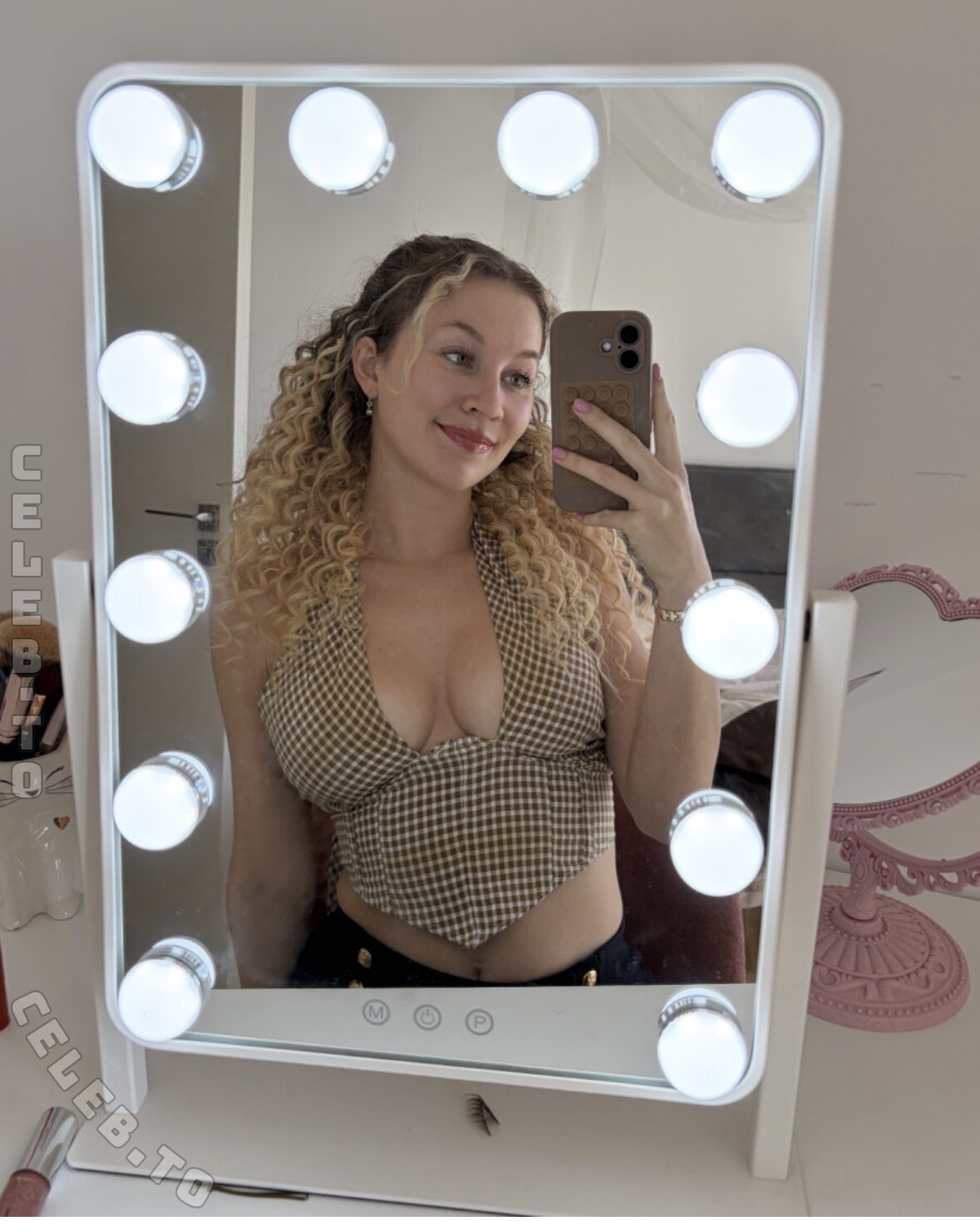 Christina Shakira Nude Leaked Photos