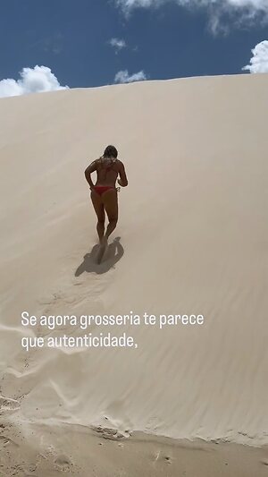 Christine Fernandes Nude Leaked Photo #5
