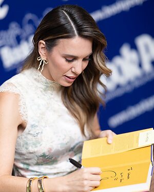 Christy Carlson Romano leaked photo #10