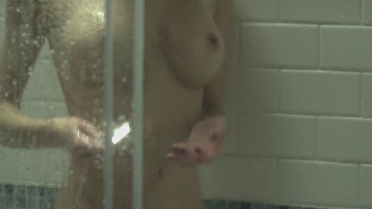 Christy Carlson Romano leaked photo #97