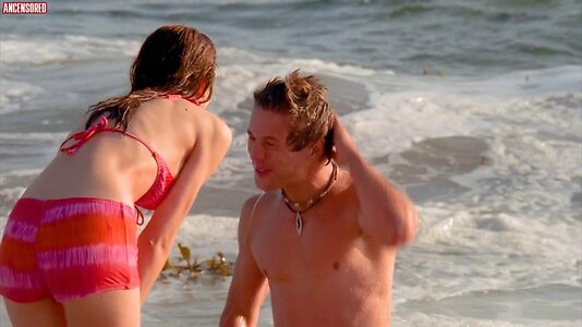 Christy Carlson Romano leaked photo #112