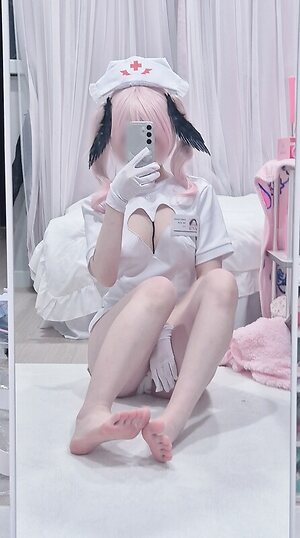 CHU leaked photo #13