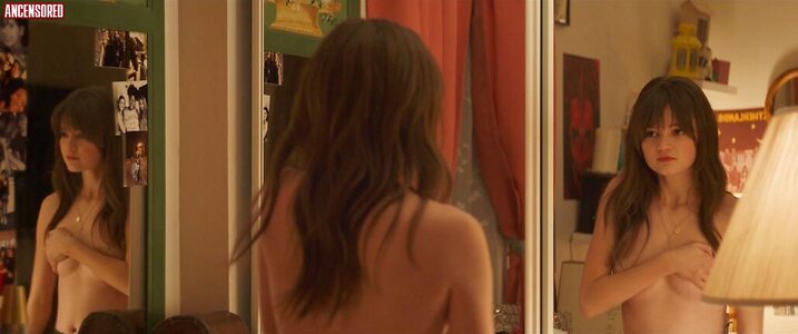 Ciara Bravo Nude Leaked Photo #10