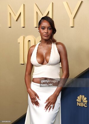 Ciara Miller leaked photo #6