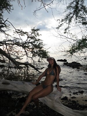 Cienna Abara leaked photo #8