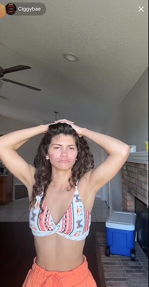 Ciggybae leaked photo #7