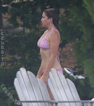 Cindy Crawford Nude Leaked Photo #21