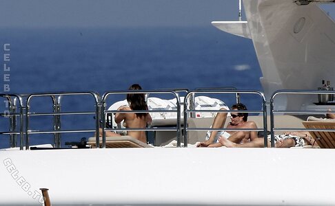 Cindy Crawford Nude Leaked Photo #49