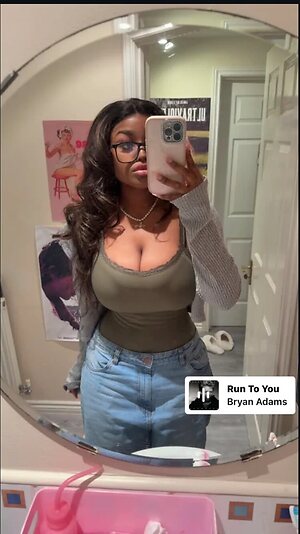 Cindy leaked photo #74