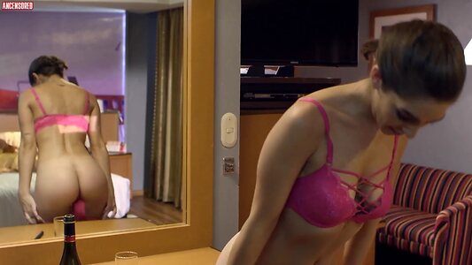 Cintia Cabrera leaked photo #3
