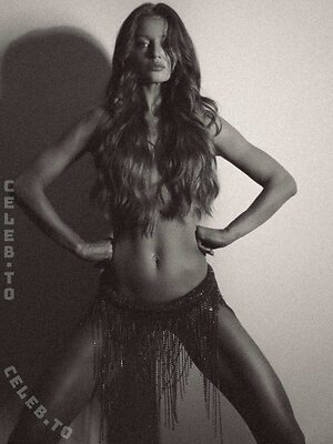 Cintia Dicker leaked photo #7