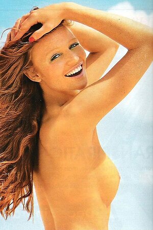 Cintia Dicker leaked photo #33