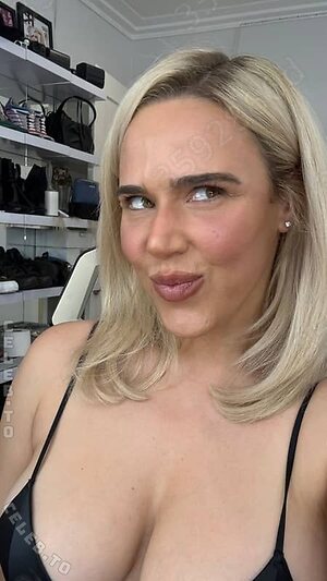 CJ Perry aka Lana Nude Leaked Photo #6