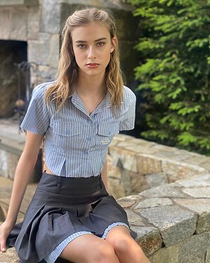 Claire Jameson itsclairejameson leaked photo #14