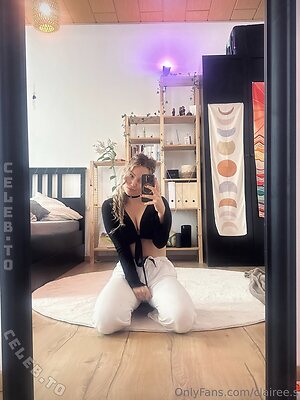 clairee.s Nude Leaked Photo #13
