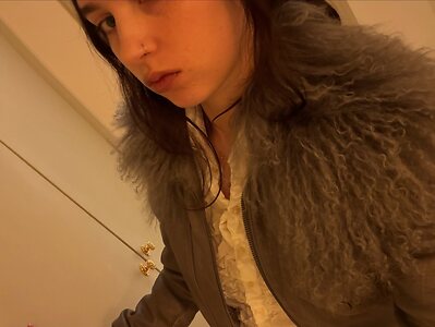 Clairo leaked photo #26